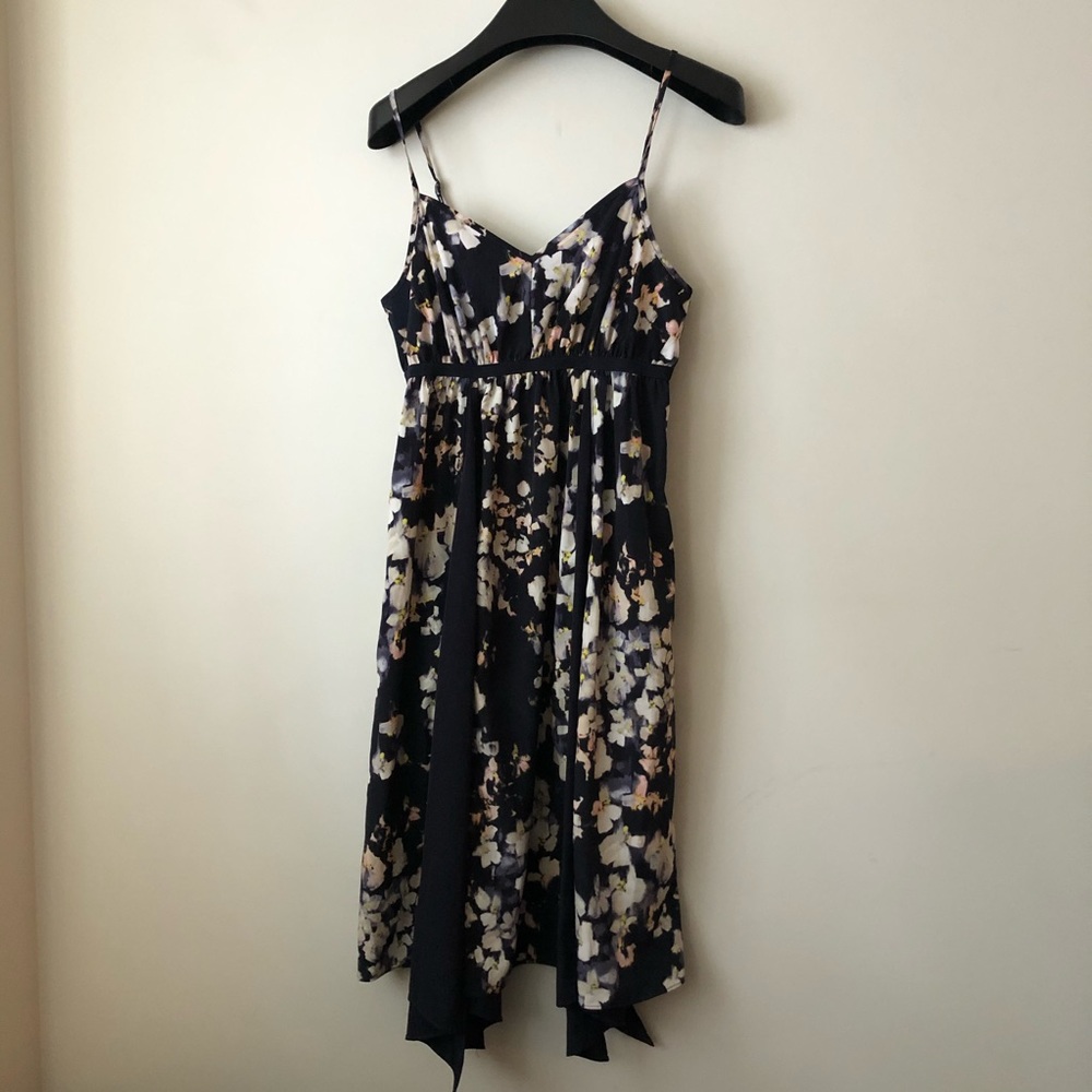 VERA WANG Dress